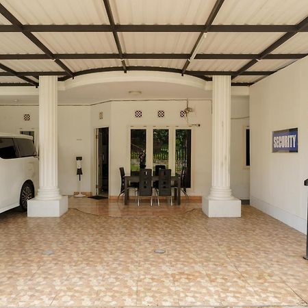 Fast Hous Syariah Bogor Mitra Reddoorz Hotel ภายนอก รูปภาพ