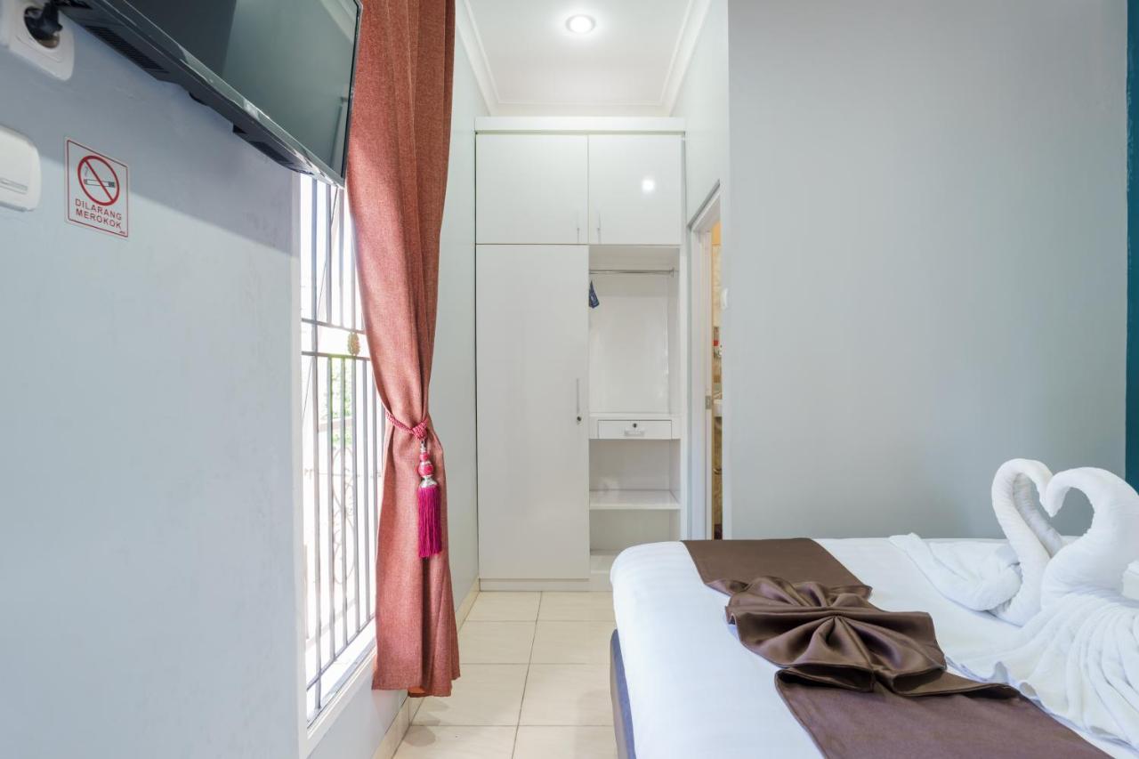 Fast Hous Syariah Bogor Mitra Reddoorz Hotel ภายนอก รูปภาพ