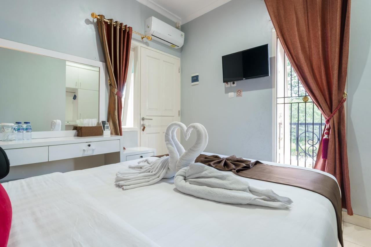 Fast Hous Syariah Bogor Mitra Reddoorz Hotel ภายนอก รูปภาพ