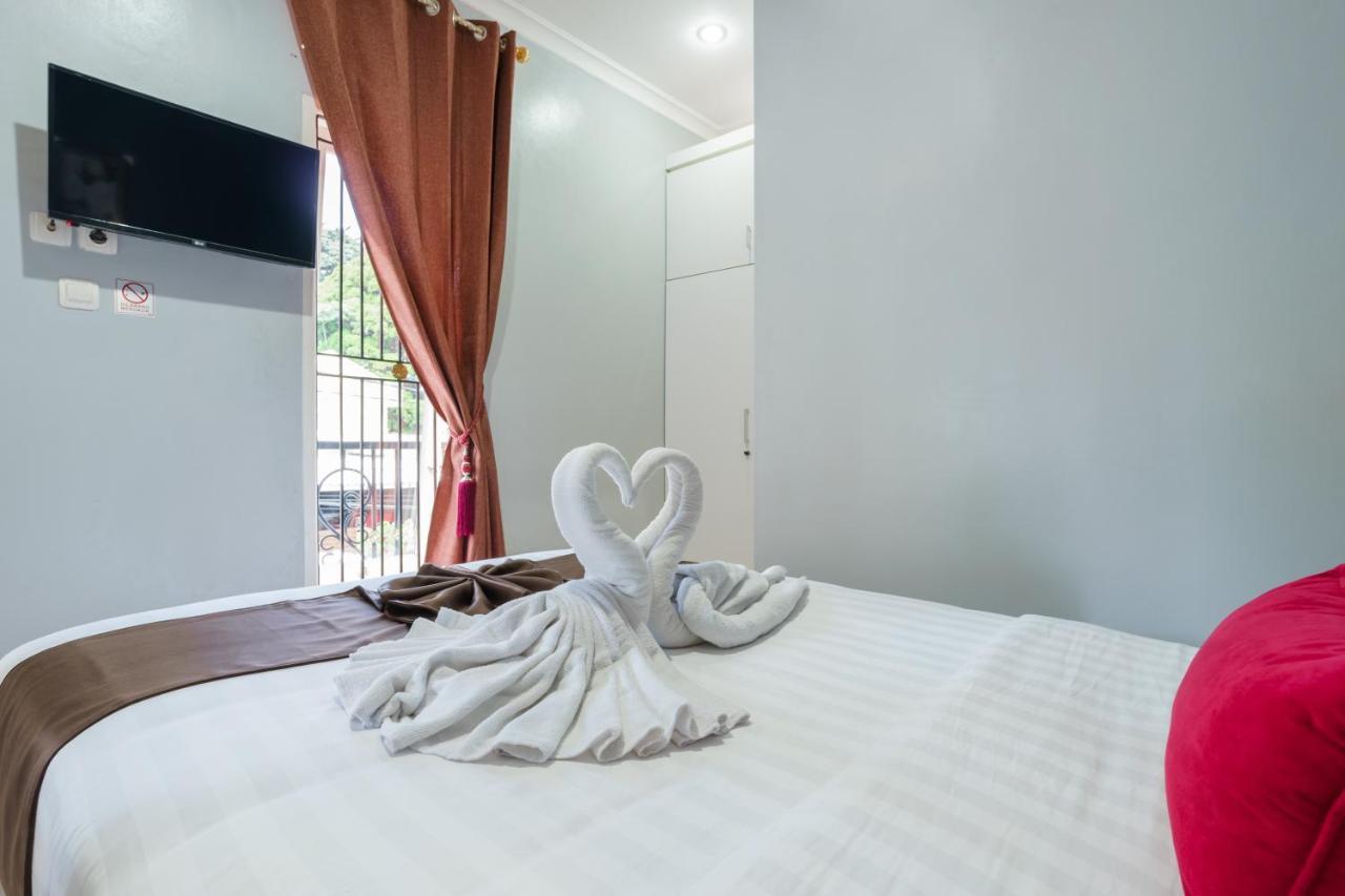 Fast Hous Syariah Bogor Mitra Reddoorz Hotel ภายนอก รูปภาพ